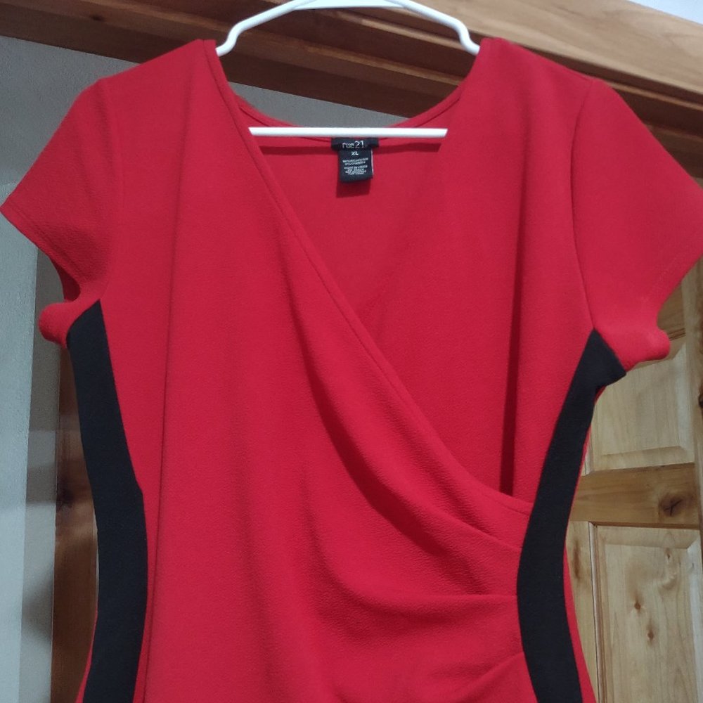 Red bodycon dress